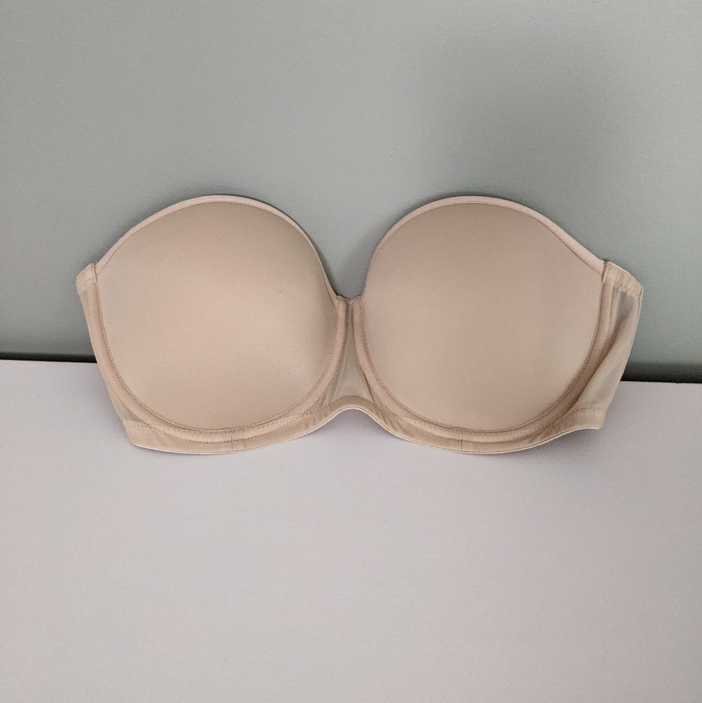 Strapless Le Mystere bra 32D NWOT